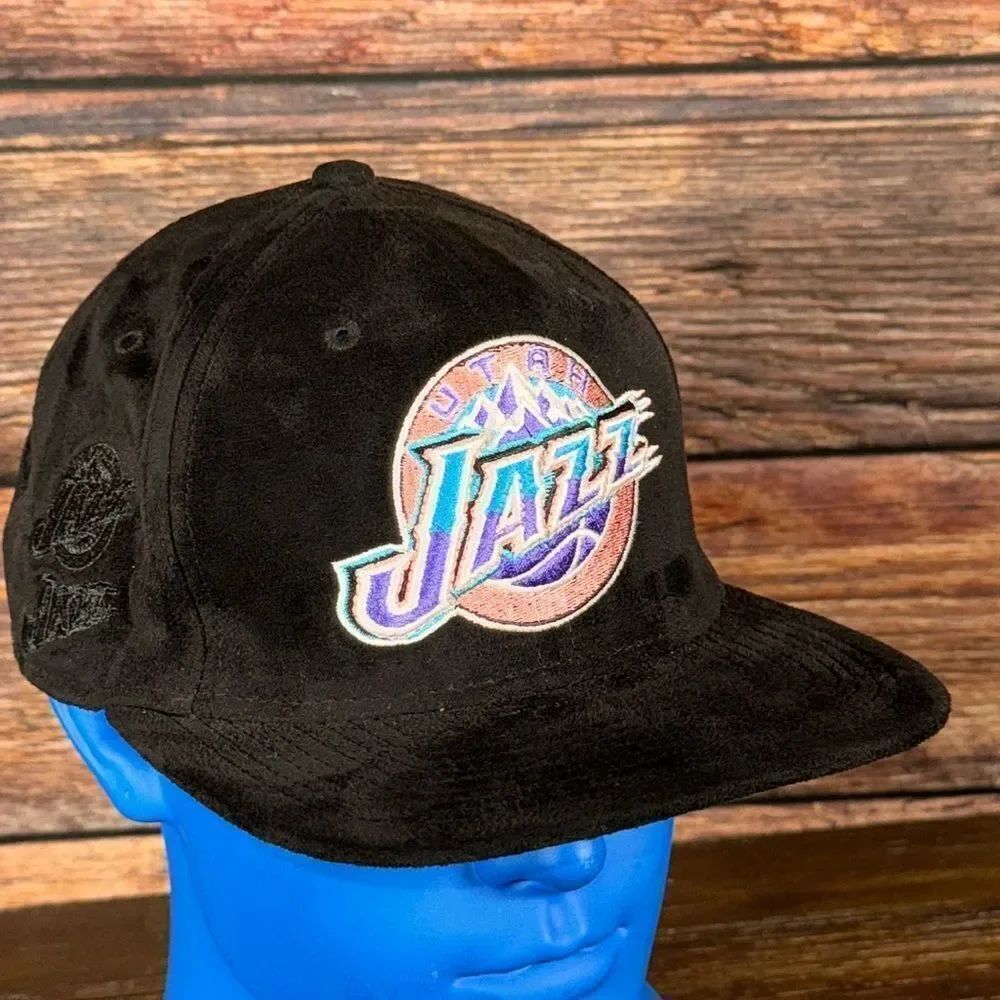 New Era 9Fifty Utah Jazz Velour Black Adjustable Cap